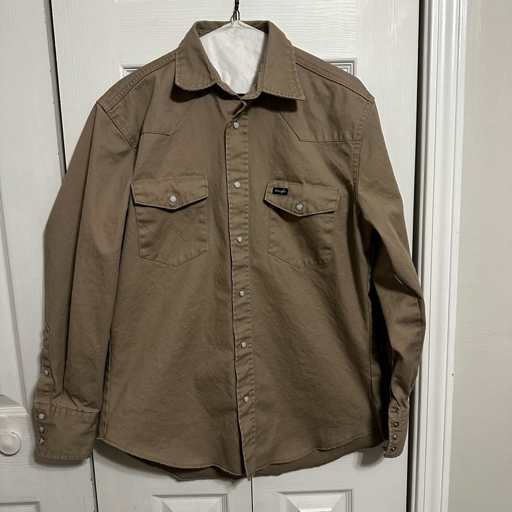 Wrangler Tan Brushpopper pearl snap shirt.